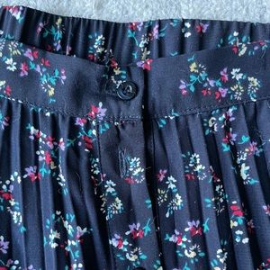 Pleione pleated midi skirt